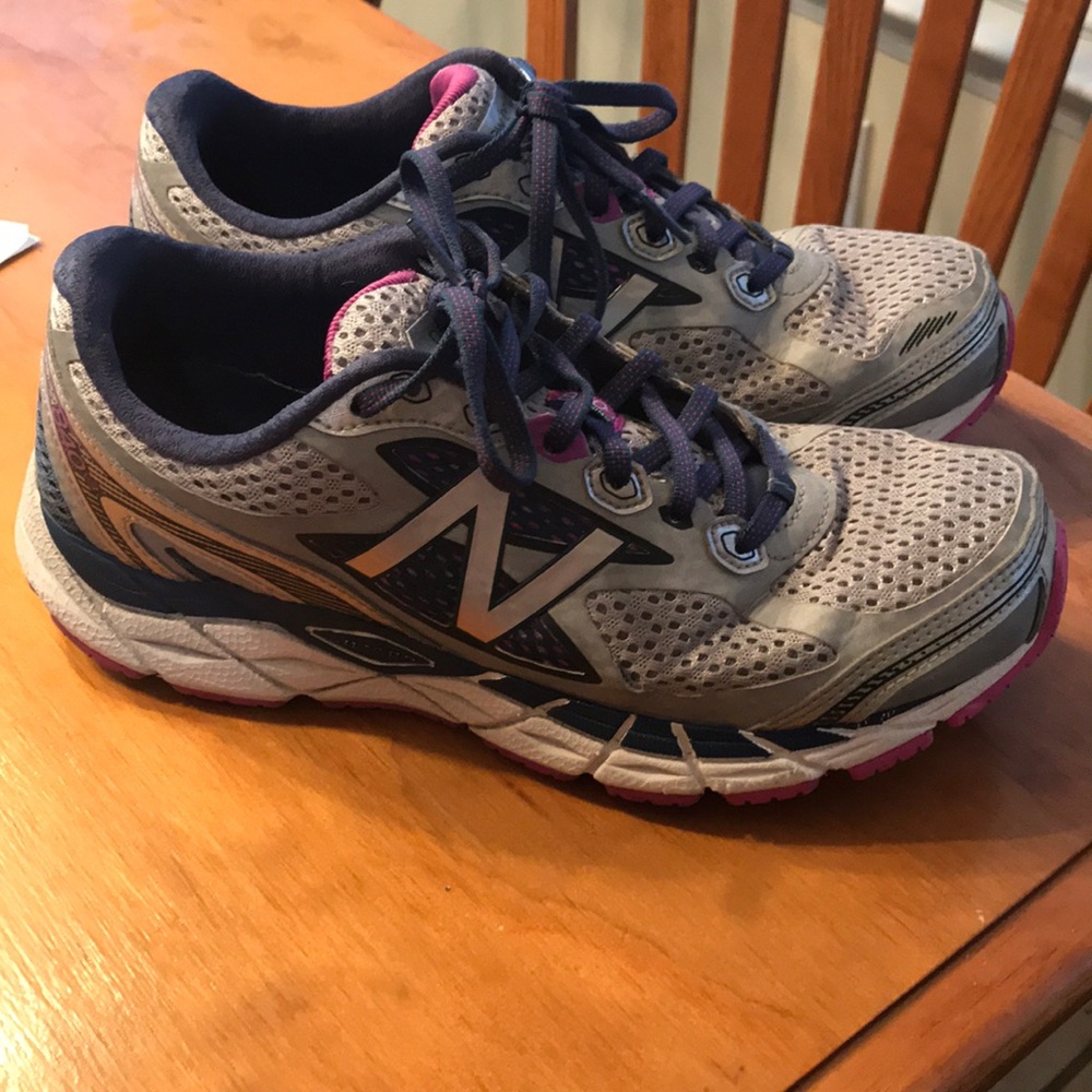 New Balance 840